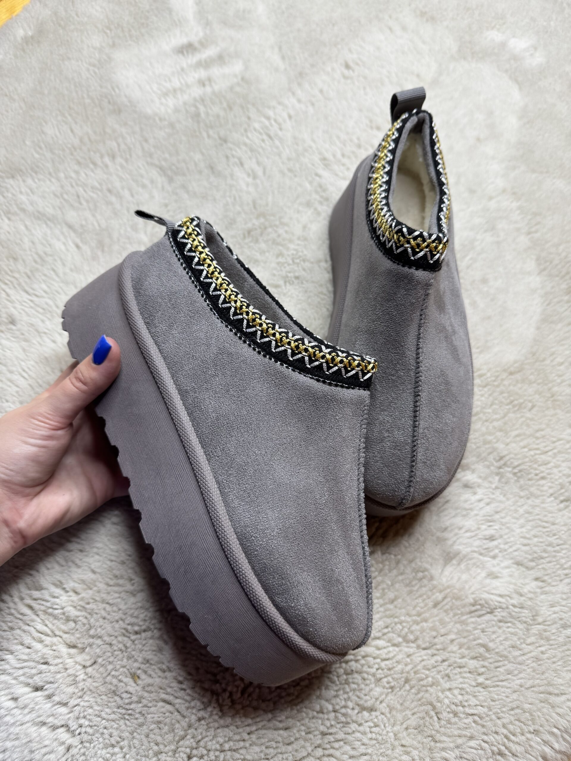 Naiste UGG-stiilis hallid saapad - Image 5