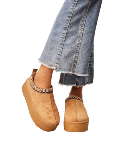 Naiste UGG-stiilis camel toonis saapad