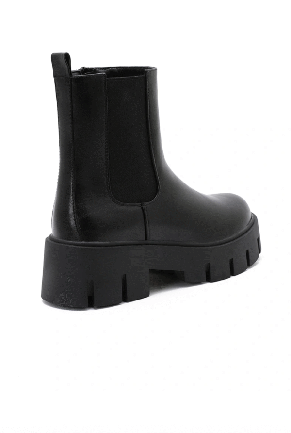 Naiste mustad poolsaapad - Image 4