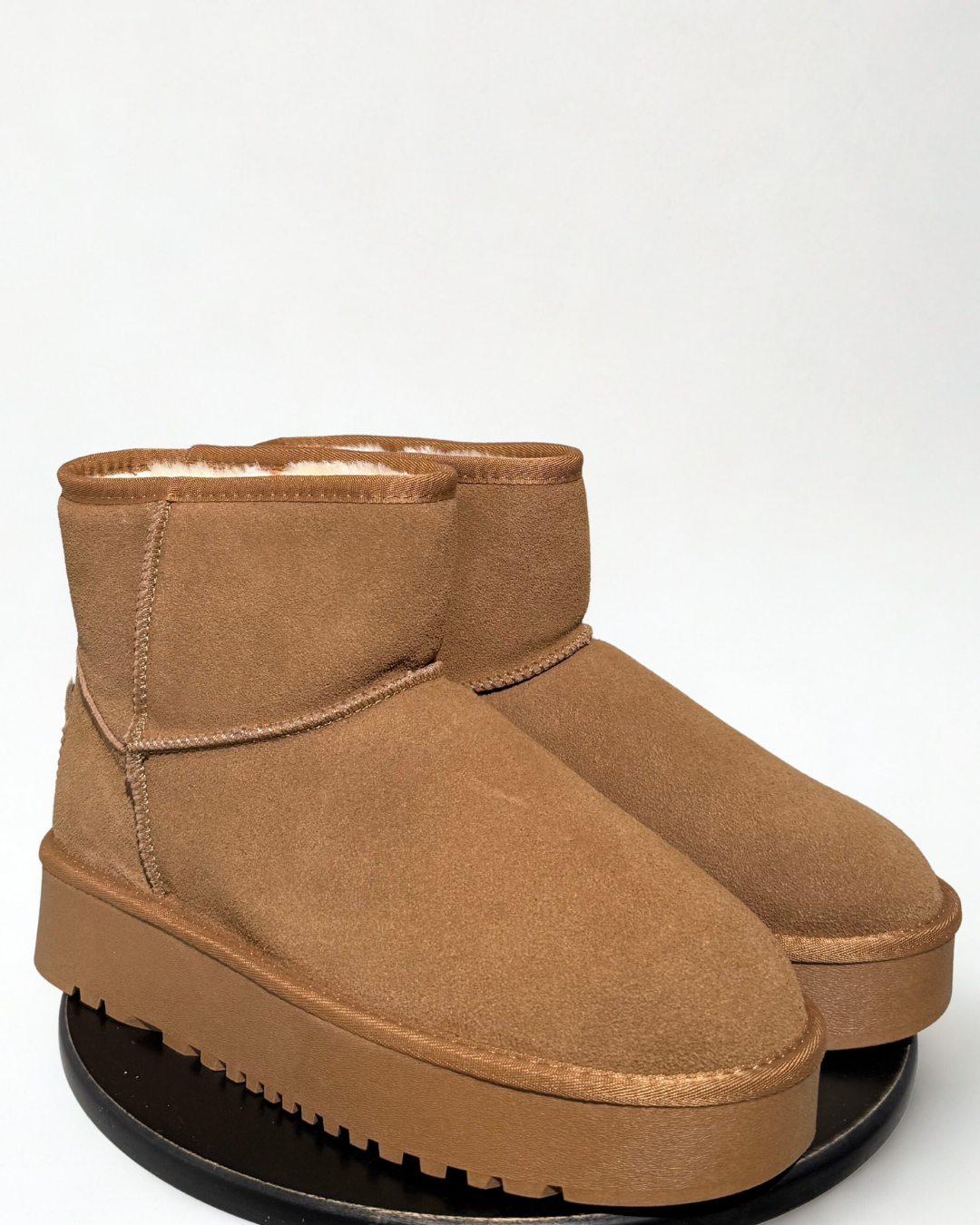 Naiste pruunid täisnahast pika säärega UGG-stiilis jalanõud