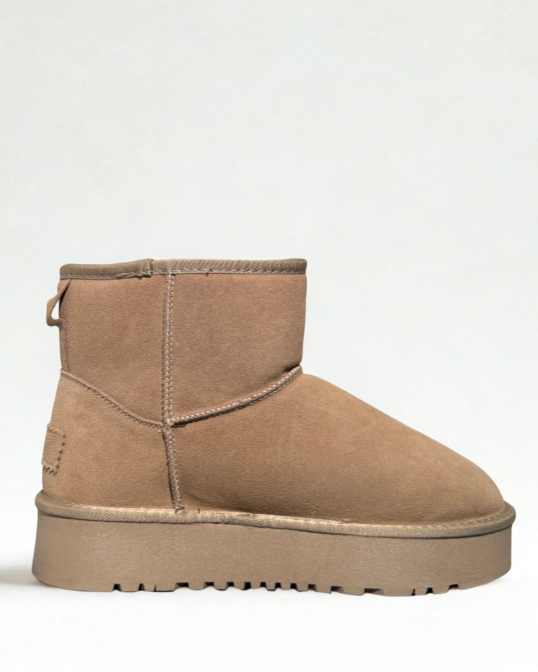 Naiste helepruunid täisnahast UGG stiilis saapad