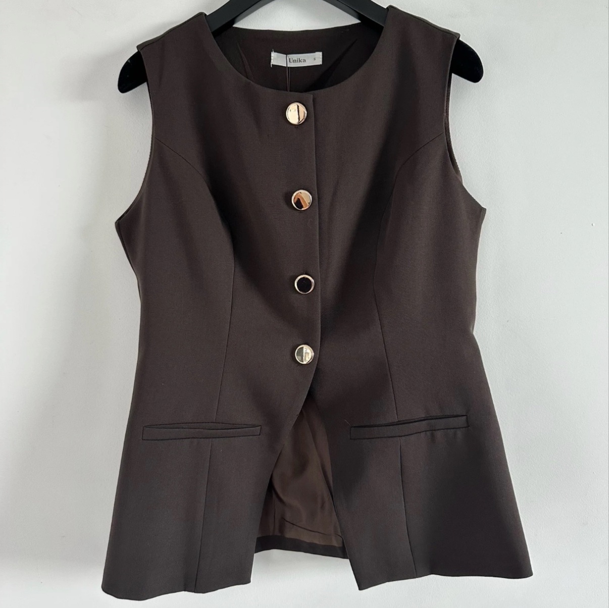 Pruun elegantne vest