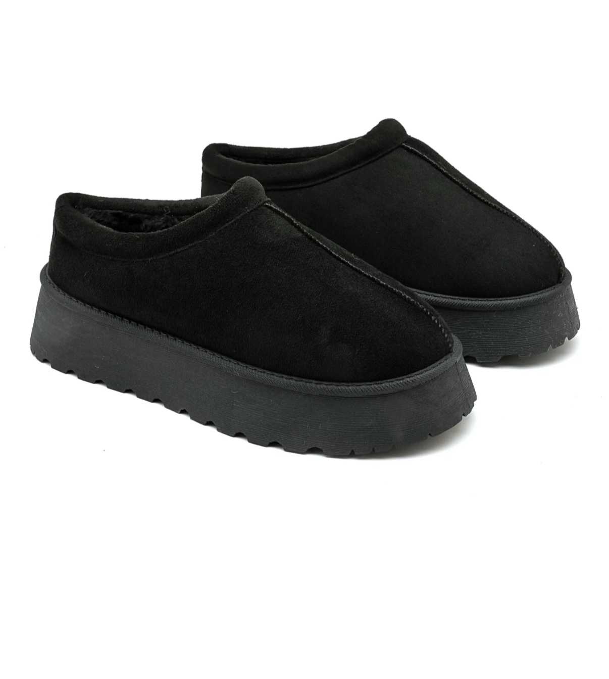 Mustad UGG-stiilis jalanõud