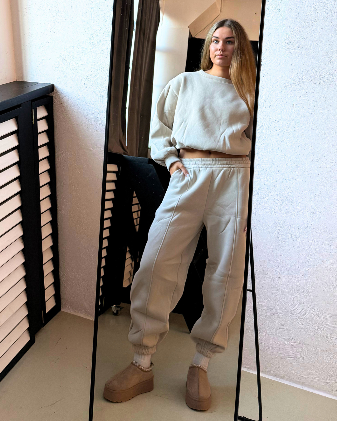 Naiste beež dressikomplekt